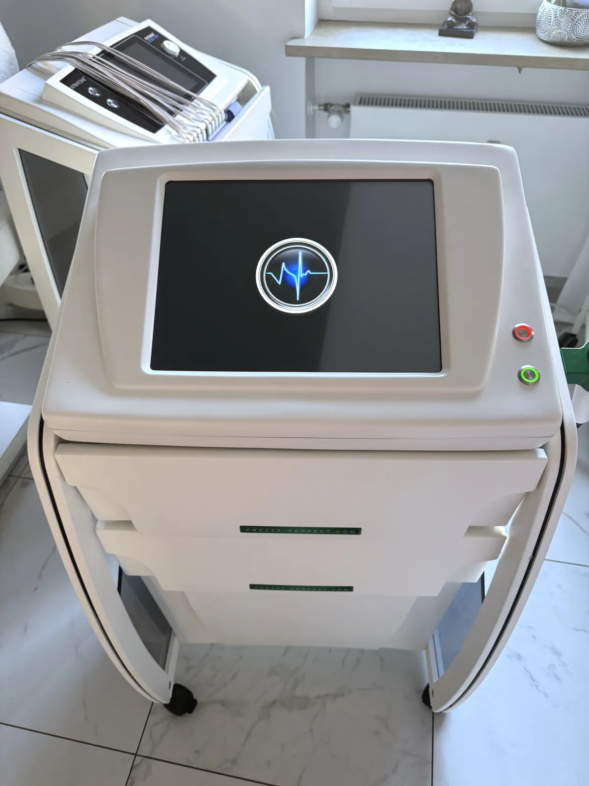 STK Multi Line Ultraform für Ultherapie HIFU bei Ana Wimmer München